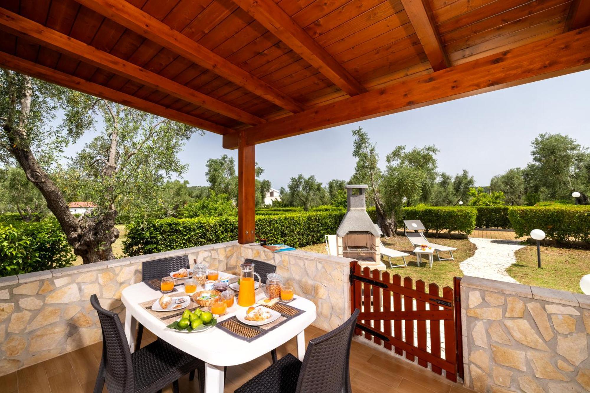 Agriturismo I Tesori Del Sud Vieste, Puglia Exteriör bild