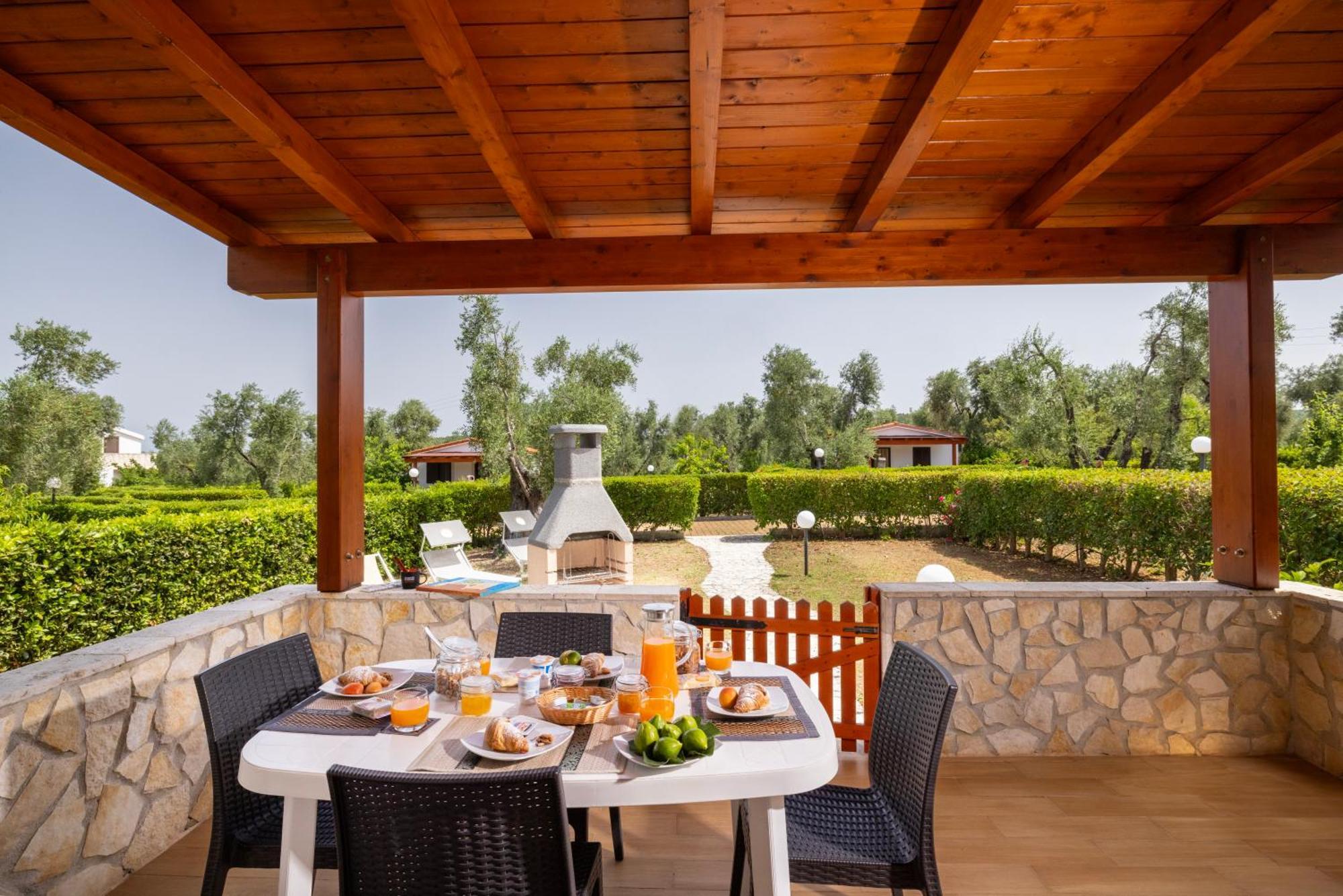 Agriturismo I Tesori Del Sud Vieste, Puglia Exteriör bild