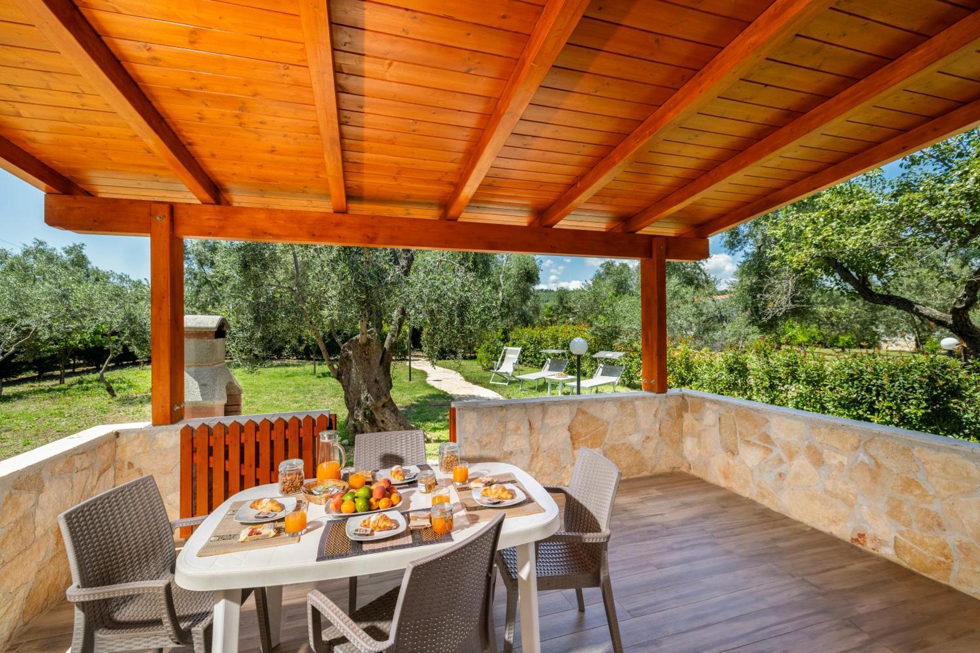 Agriturismo I Tesori Del Sud Vieste, Puglia Exteriör bild